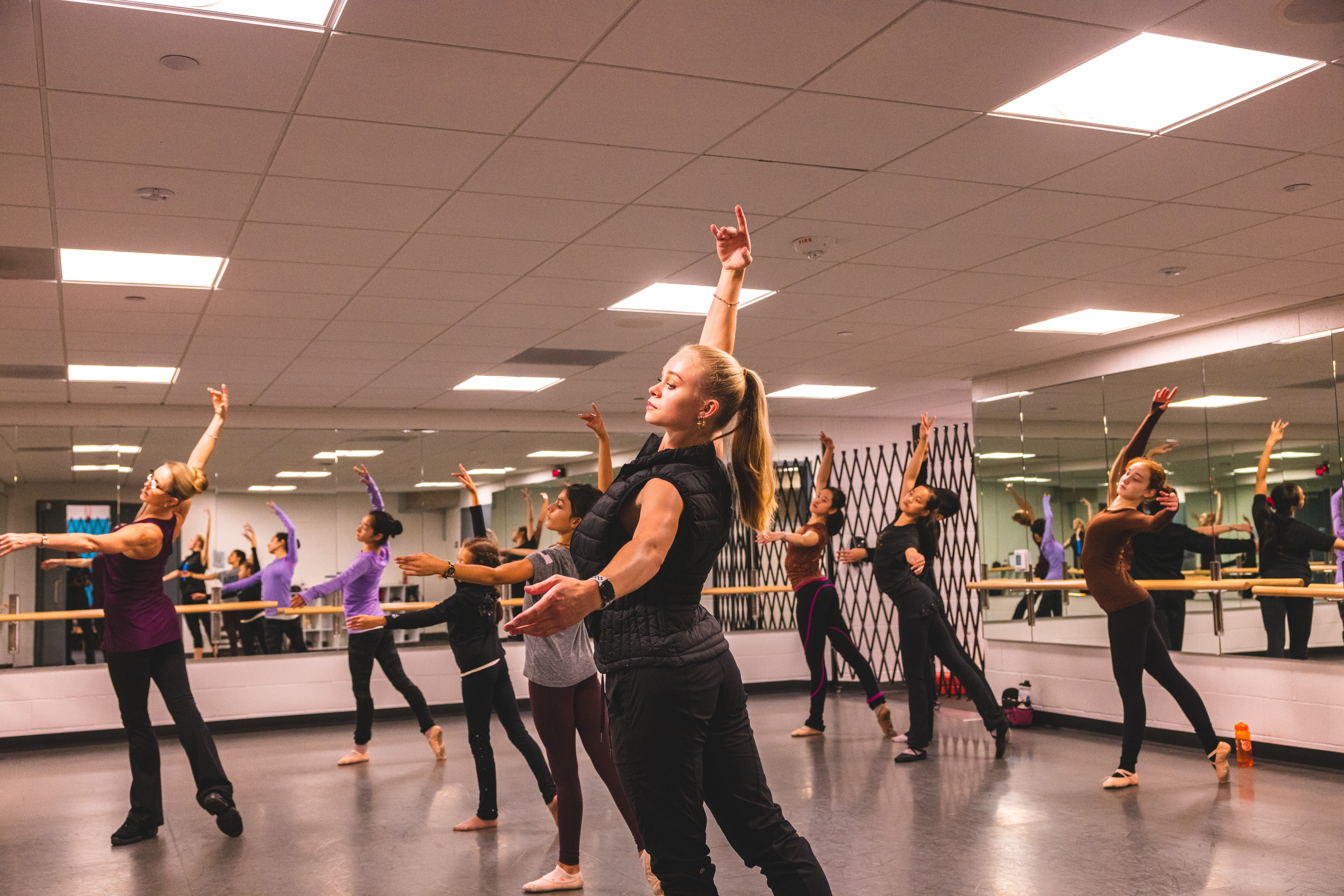 Off-Ice Dance & Conditioning Classes